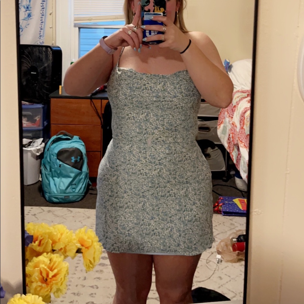 Hello Molly floral dress size M. Never been worn before, in perfect condition